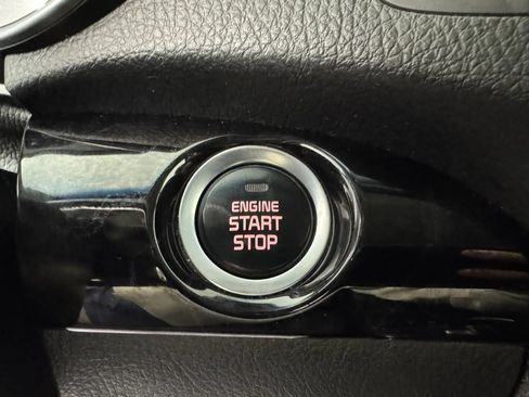 Used 2014 Kia Sorento EX AWD/4WD image 17
