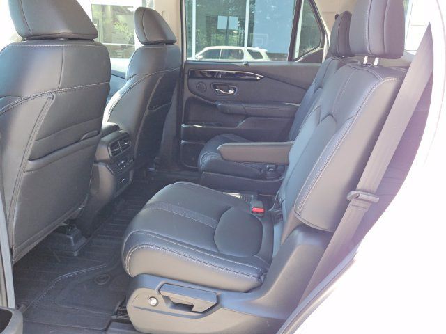 Certified 2024 Honda Pilot EX-L image 11