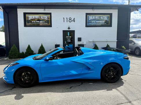 Used 2023 Chevrolet Corvette Stingray Convertible w/ Z51 Performance Package image 2