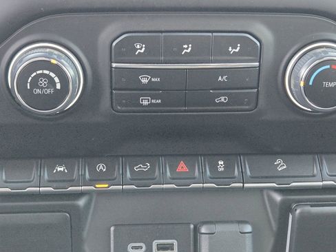 Used 2024 Chevrolet Silverado 1500 Custom Trail Boss image 22