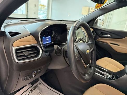 Used 2024 Chevrolet Equinox Premier AWD/4WD image 23
