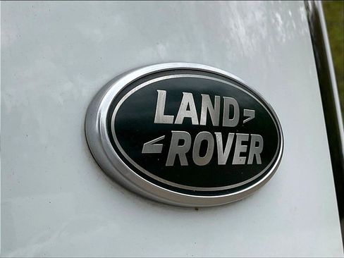 Used 2023 Land Rover Range Rover SE AWD/4WD image 24