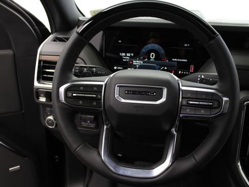 New 2026 GMC Yukon Denali w/ Advanced Technology Package image 17