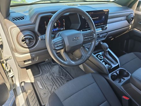Used 2023 Chevrolet Colorado Trail Boss w/ Technology Package AWD/4WD image 16