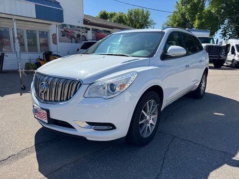 Used 2017 Buick Enclave Leather AWD/4WD image 2