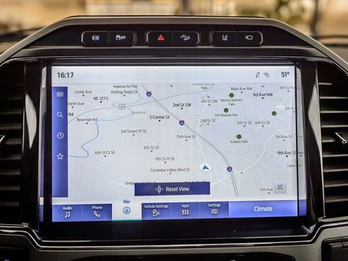 Used 2022 Ford F250 Lariat w/ Lariat Ultimate Package image 20