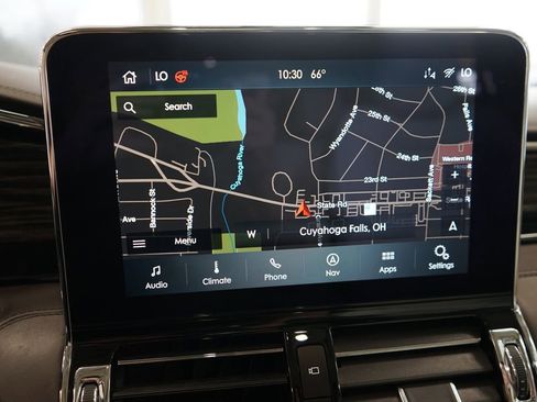 Used 2020 Lincoln Navigator Black Label w/ Cargo Convenience Package image 8