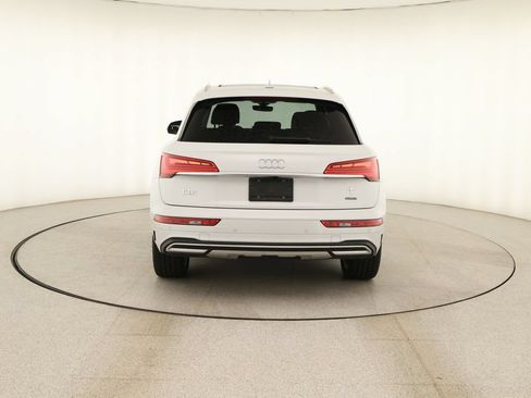 Used 2021 Audi Q5 2.0T Premium Plus w/ Premium Plus Package AWD/4WD image 5