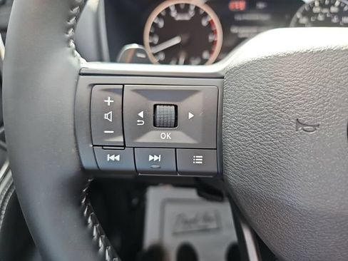 Used 2026 Nissan Rogue Dark Armor AWD/4WD image 22