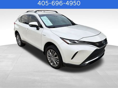 Used 2021 Toyota Venza XLE w/ Softex Package AWD/4WD image 7