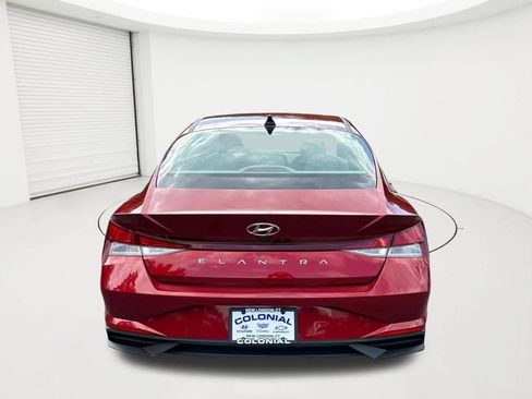 Certified 2023 Hyundai Elantra SEL w/ Convenience Package FWD image 6