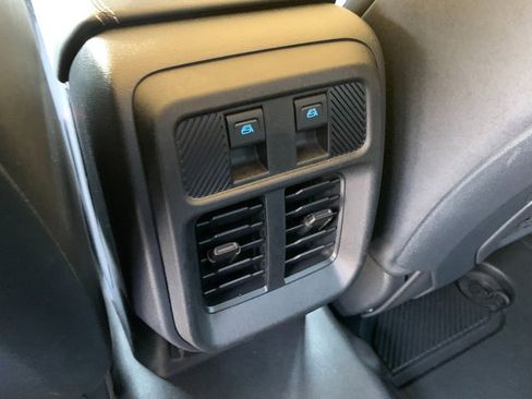 Used 2025 Ford Bronco Badlands AWD/4WD image 20