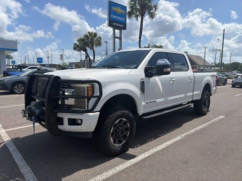 Used 2019 Ford F250 Lariat w/ Lariat Ultimate Package AWD/4WD image 3
