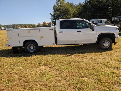 New 2024 Chevrolet Silverado 3500 W/T w/ WT Convenience Package image 9