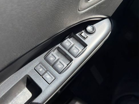 Used 2022 Chevrolet Colorado ZR2 w/ ZR2 Dusk Special Edition image 30