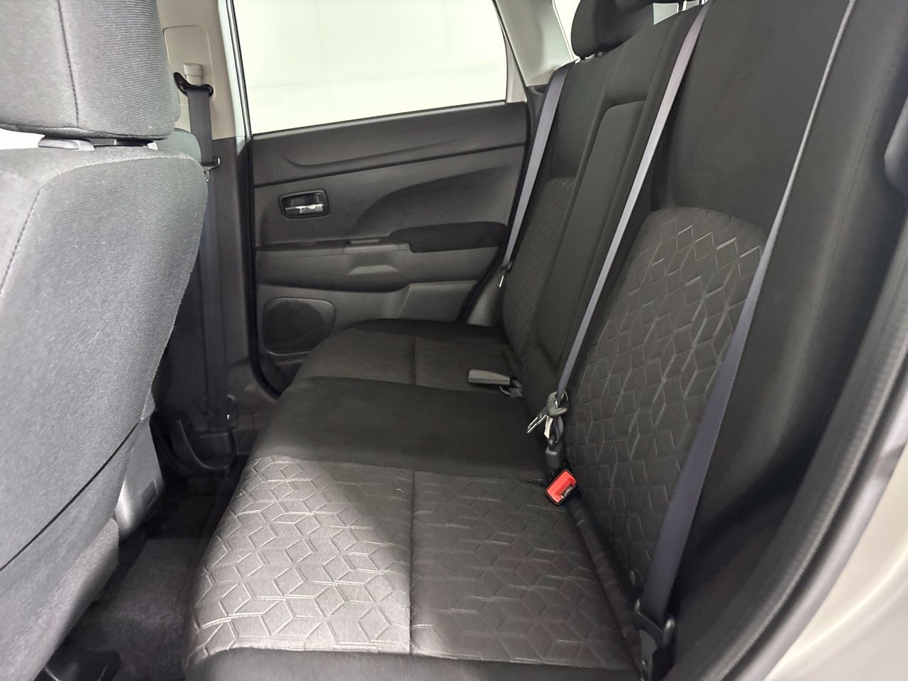 Used 2025 Mitsubishi Outlander Sport ES AWD/4WD image 21