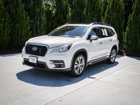 Used 2022 Subaru Ascent Touring AWD/4WD image 5