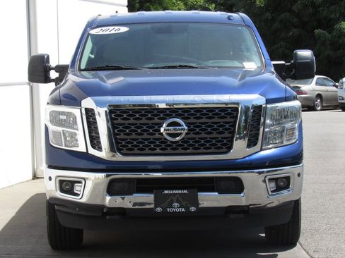 Used 2016 Nissan Titan SV AWD/4WD image 3