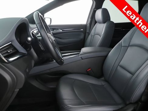 Used 2024 Buick Enclave Essence image 16