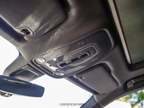 Used 2021 Bentley Bentayga AWD/4WD image 53