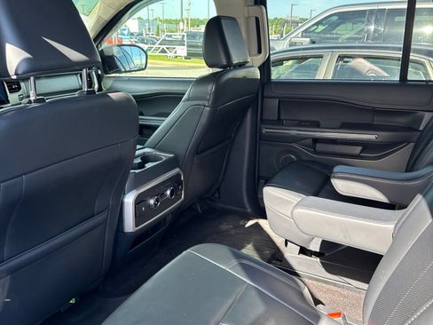 Certified 2023 Ford Expedition XLT AWD/4WD image 6