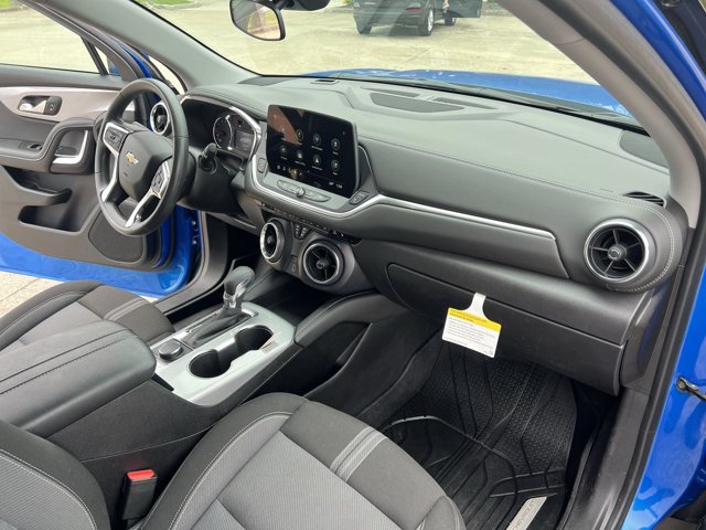 Used 2024 Chevrolet Blazer LT w/ Driver Confidence Package FWD image 29