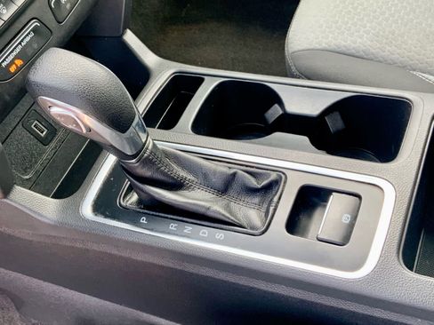Used 2018 Ford Escape SE w/ SE Sync 3 Package AWD/4WD image 42