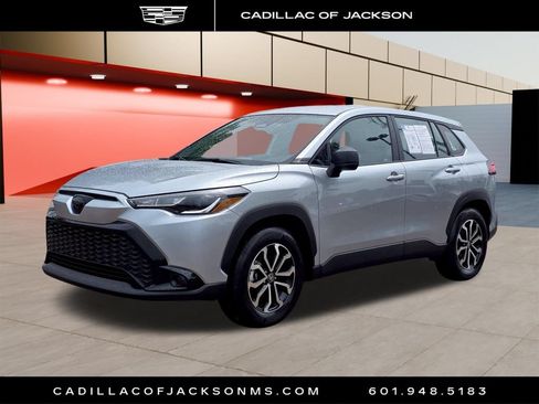 Used 2025 Toyota Corolla Cross AWD Hybrid image 1