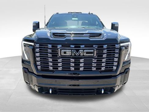 New 2026 GMC Sierra 2500 Denali Ultimate AWD/4WD image 2