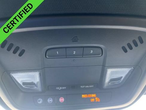 Certified 2023 Chevrolet Traverse Premier AWD/4WD image 21
