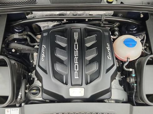 Used 2017 Porsche Macan Turbo AWD/4WD image 49
