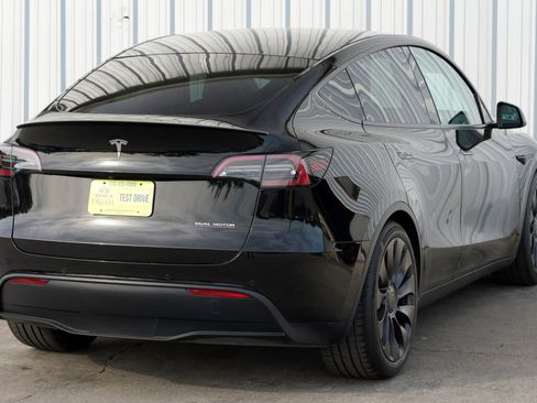 Used 2021 Tesla Model Y Performance image 53