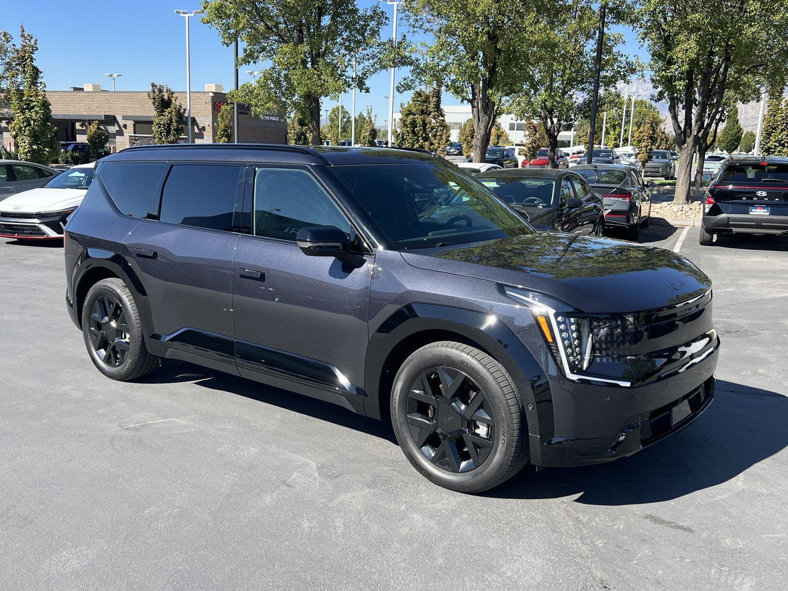 Used 2026 Kia EV9 Land w/ Nightfall Edition Package AWD/4WD image 12