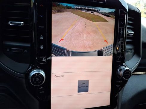 New 2026 RAM 2500 Tradesman AWD/4WD image 32