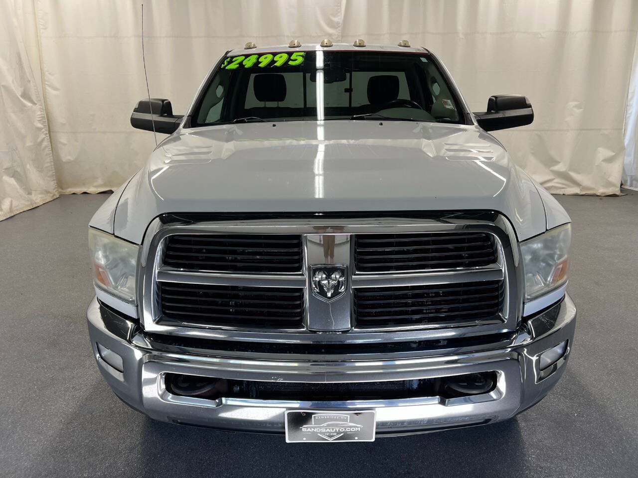 Used 2011 RAM 3500 SLT w/ Popular Equipment Group AWD/4WD image 2