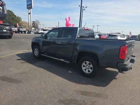 Used 2019 Chevrolet Colorado W/T w/ WT Convenience Package image 5