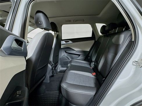 New 2025 Volkswagen Taos SE image 12