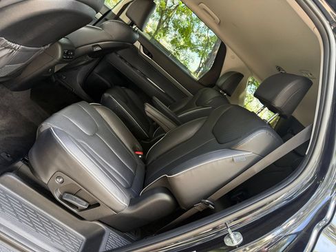 Used 2025 Hyundai Palisade SEL FWD image 38