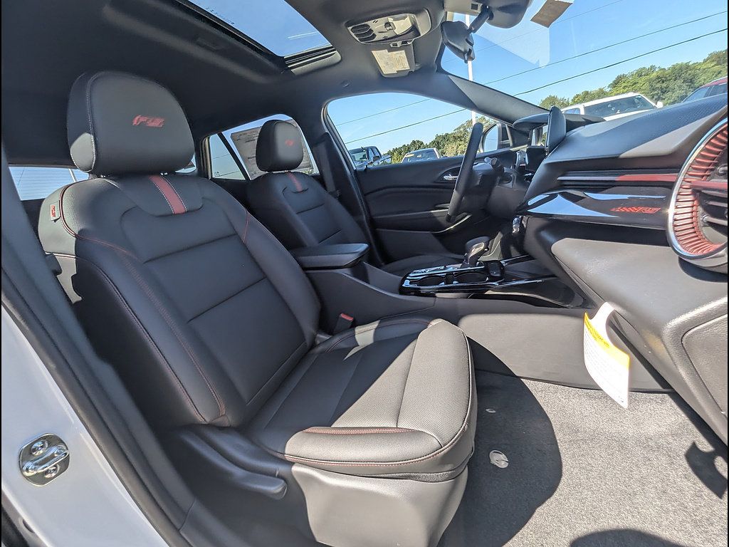 New 2026 Chevrolet Trax RS w/ Sunroof Package FWD image 13