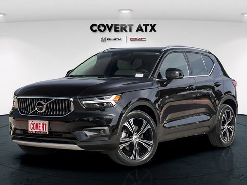 Used 2020 Volvo XC40 T5 Inscription w/ Protection Package Premier AWD/4WD image 1