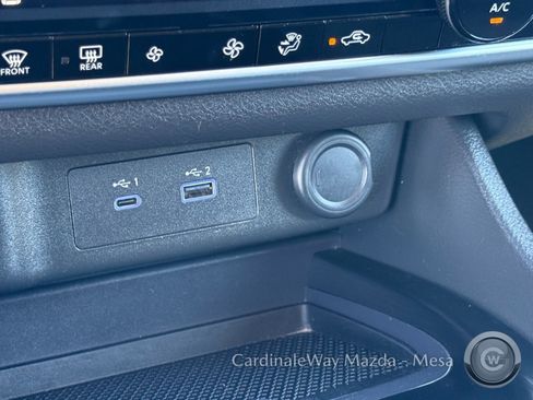 Used 2023 Nissan Rogue SV image 22