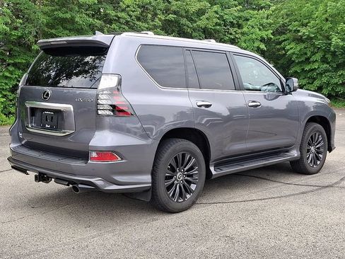 Used 2023 Lexus GX 460 Luxury w/ Sport Design Package AWD/4WD image 6