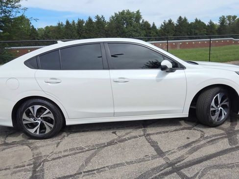 Certified 2025 Subaru Legacy Premium AWD/4WD image 9