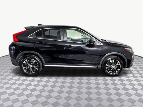 Used 2020 Mitsubishi Eclipse Cross SE image 11