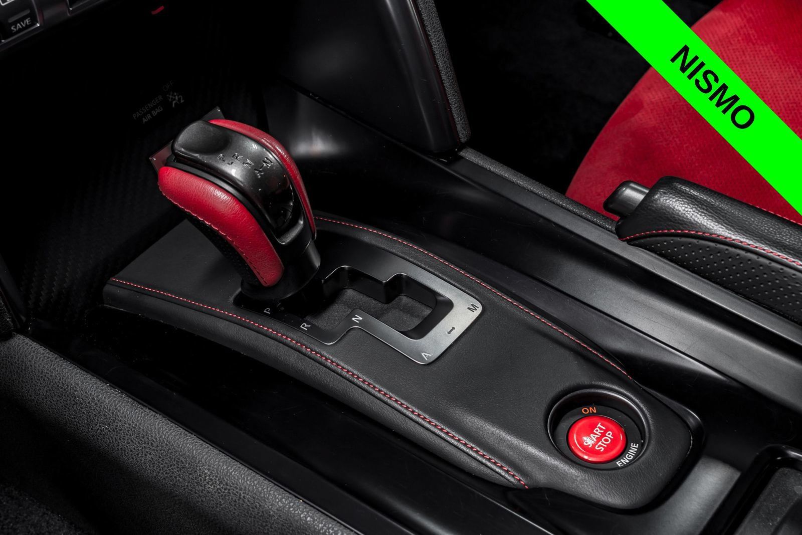 Used 2016 Nissan GT-R NISMO AWD/4WD image 26