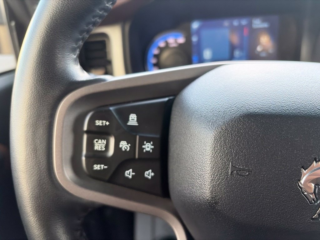 Used 2024 Ford Bronco Outer Banks AWD/4WD image 19