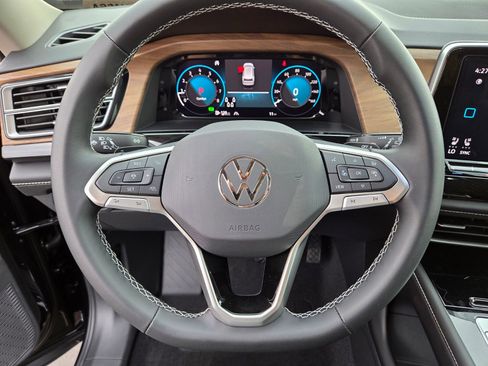 New 2026 Volkswagen Atlas SE FWD image 12