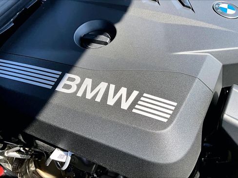 New 2026 BMW 530i xDrive w/ Premium Package AWD/4WD image 17