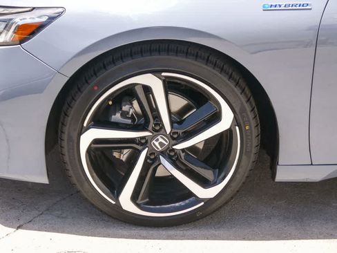 Used 2022 Honda Accord Sport image 5