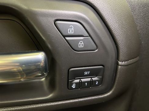 Used 2022 Chevrolet Silverado 3500 High Country w/ Z71 Off-Road Package image 59